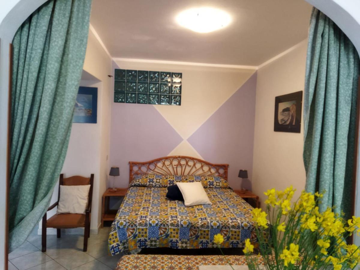 Casa Carina Vila Ponza Exterior foto